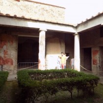 curte interioara (2) (Small)