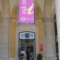toeristen-welcome-center-ask-me-rua-augusta