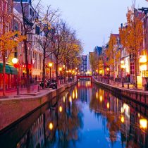 cartierul rosu din amsterdam