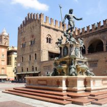 fantana lui Neptun – sursa foto interra.ro;