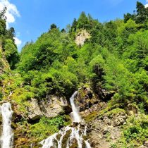 cascada valea spumoasa