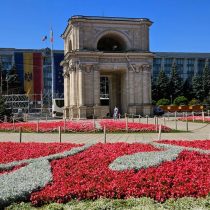 Chisinau  Arcul de Triumf