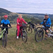 WhatsApp Image 2025-09-15 at 09.00.54_e0c5e142.jpg411