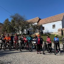 WhatsApp Image 2025-09-15 at 09.19.58_61686da2.jpg102