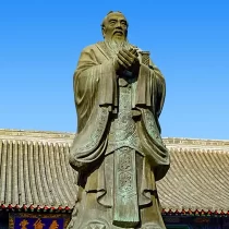 statue-confucius-beijing